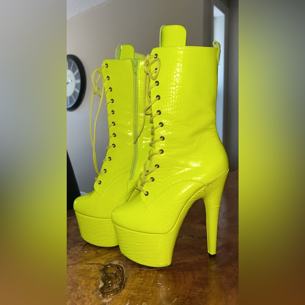 Hella heelz neon yellow pole shoes